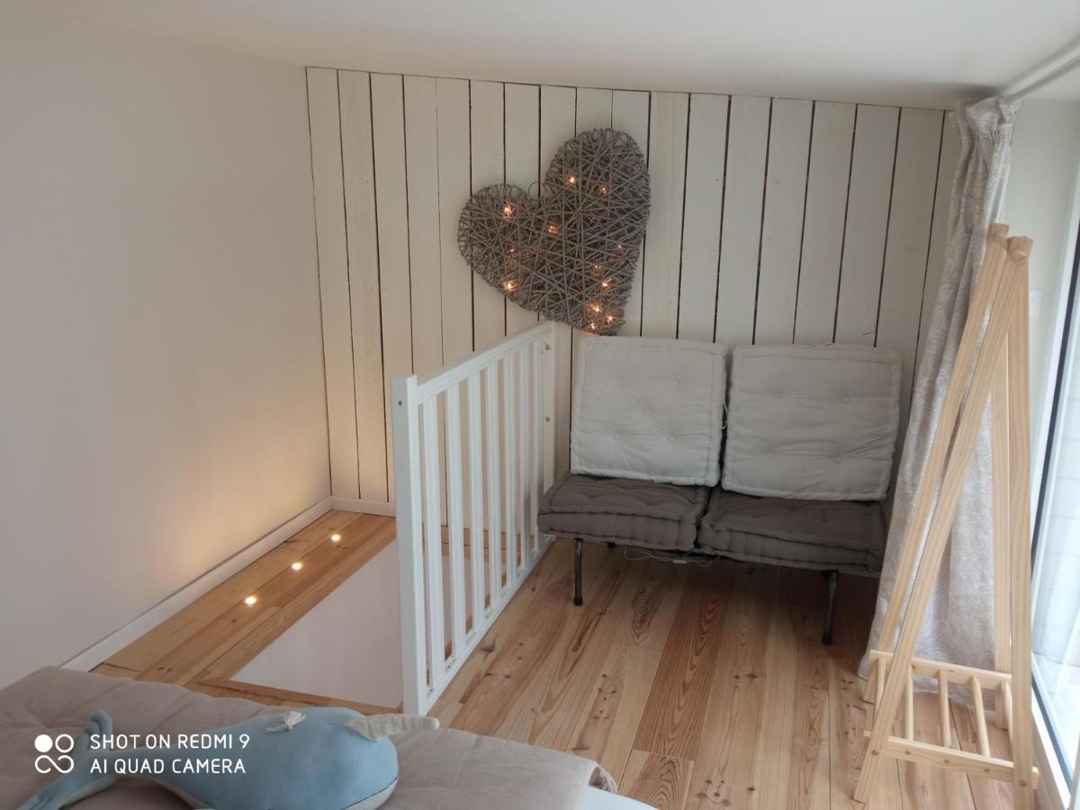 Charmant Logement T2 A 2 Pas De La Mer Гранвиль Экстерьер фото