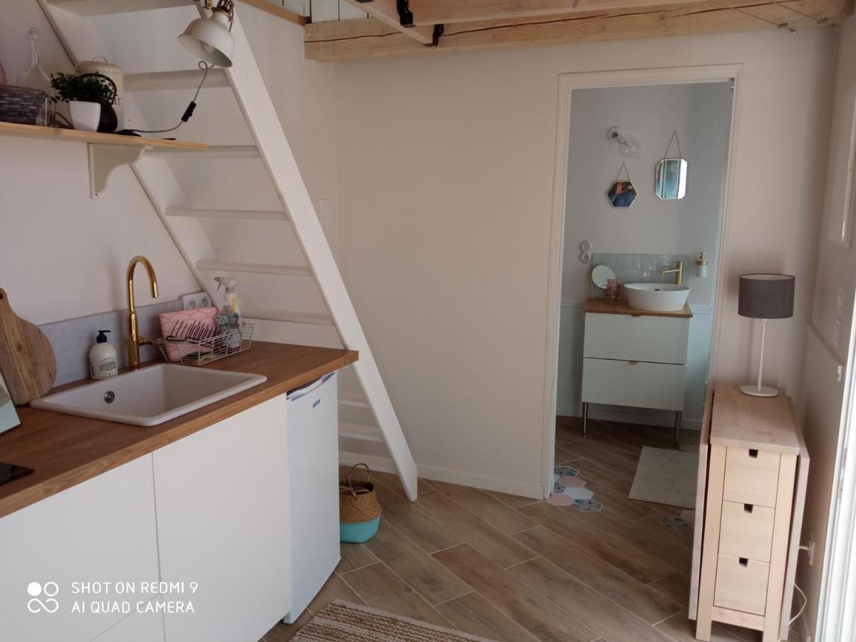 Charmant Logement T2 A 2 Pas De La Mer Гранвиль Экстерьер фото