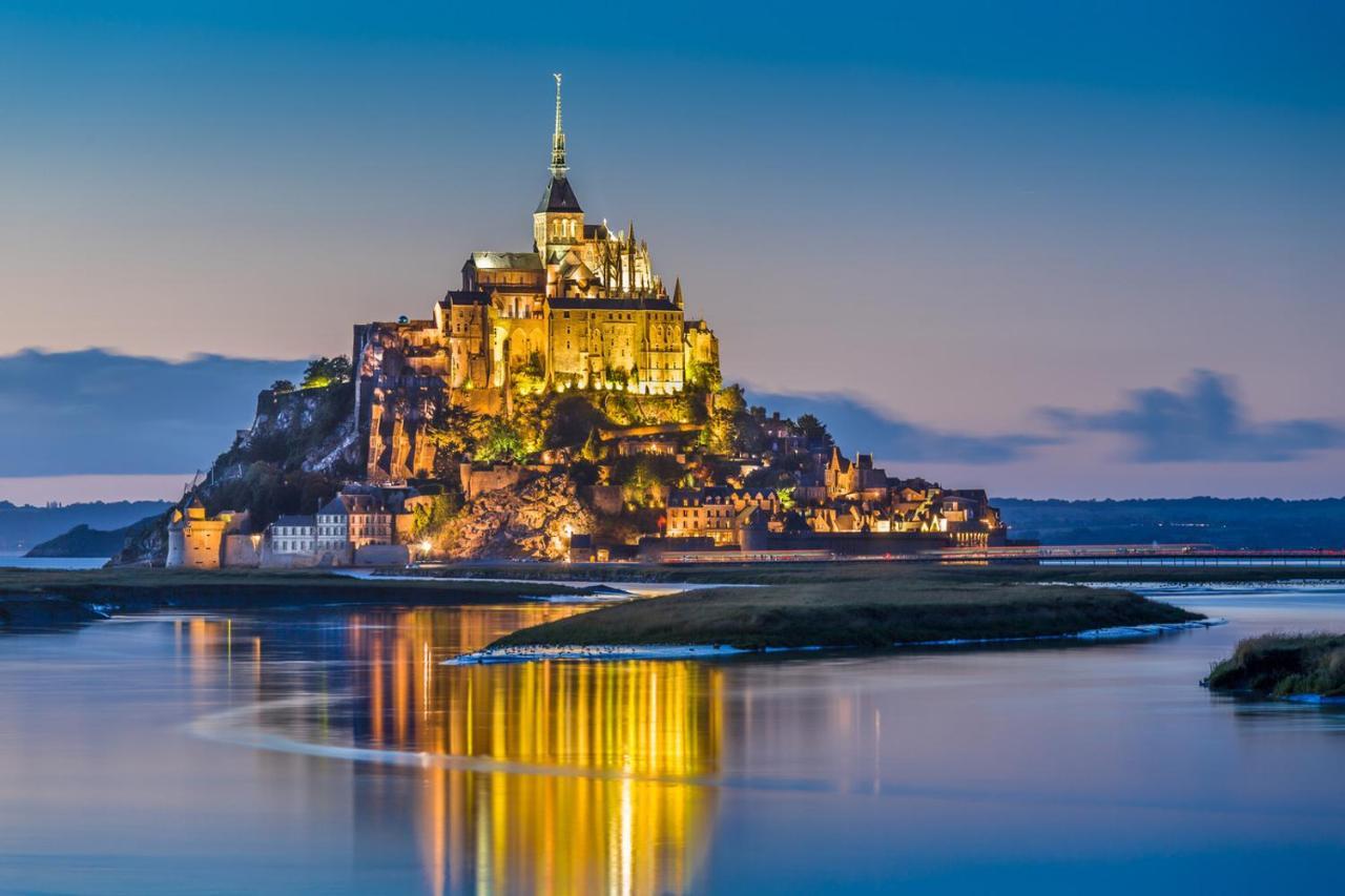 Charmant Logement T2 A 2 Pas De La Mer Гранвиль Экстерьер фото